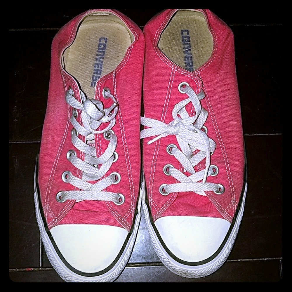 Women Converse